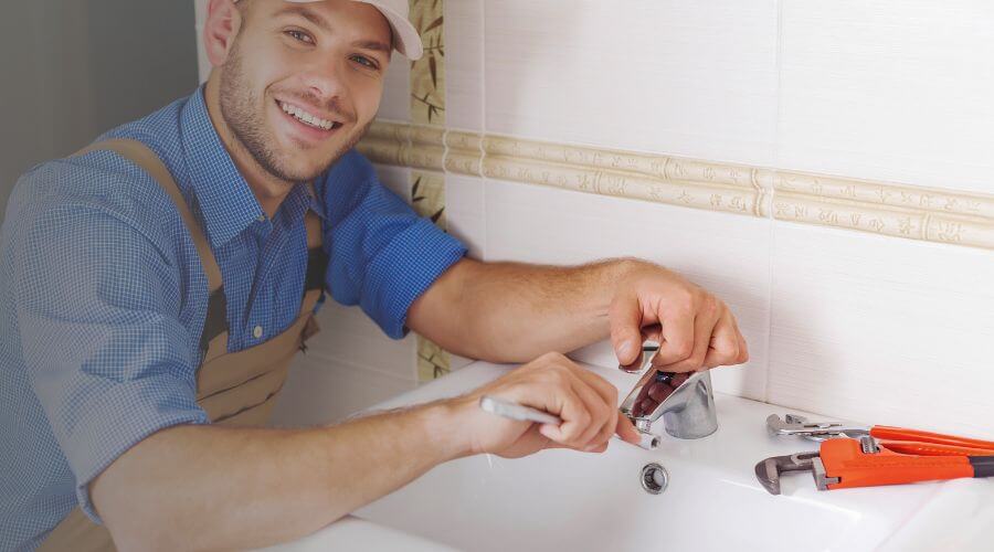 Expert burst pipe repair services in Island, KY